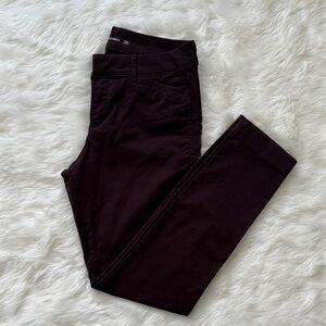 Old Navy Deep Purple Pixie Chino Mid-Rise Pants Size 2